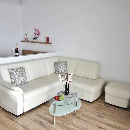 Apartament Adela Primošten